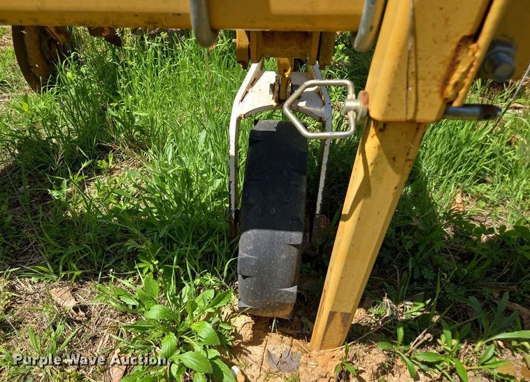 image for item DW1920 Buffalo row crop cultivator