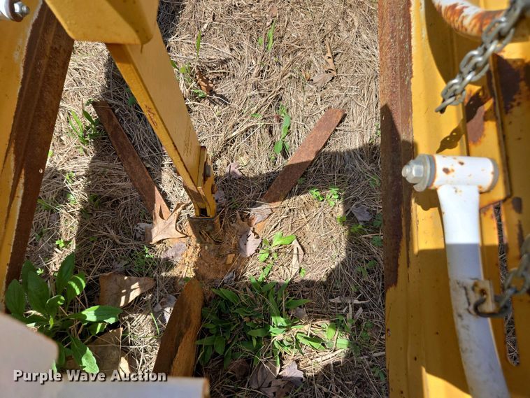 image for item DW1920 Buffalo row crop cultivator