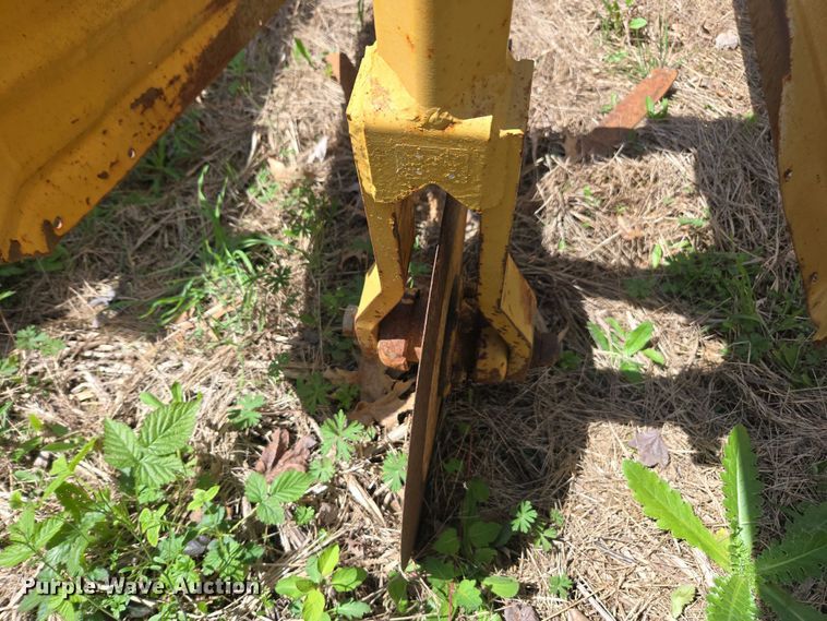 image for item DW1920 Buffalo row crop cultivator