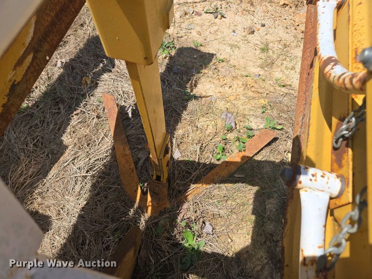 image for item DW1920 Buffalo row crop cultivator