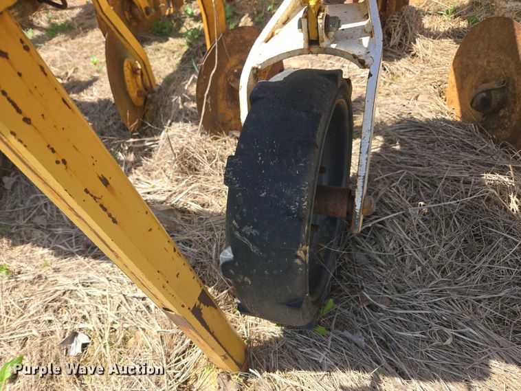 image for item DW1920 Buffalo row crop cultivator