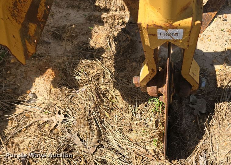 image for item DW1920 Buffalo row crop cultivator