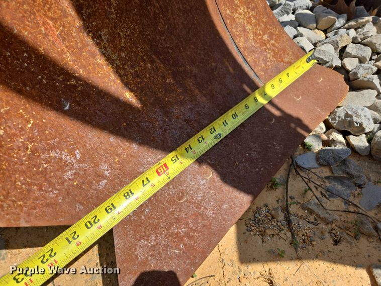 image for item DW1922 John Deere 2350-24 six bottom plow