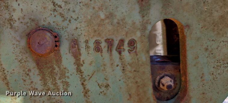 image for item DW1922 John Deere 2350-24 six bottom plow