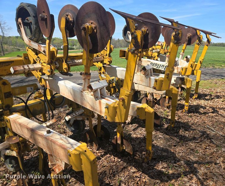 image for item DW1923 Buffalo row crop cultivator