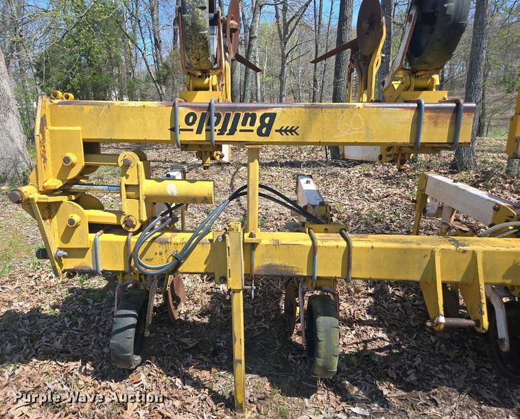 image for item DW1923 Buffalo row crop cultivator
