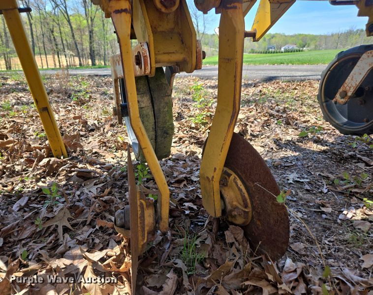 image for item DW1923 Buffalo row crop cultivator