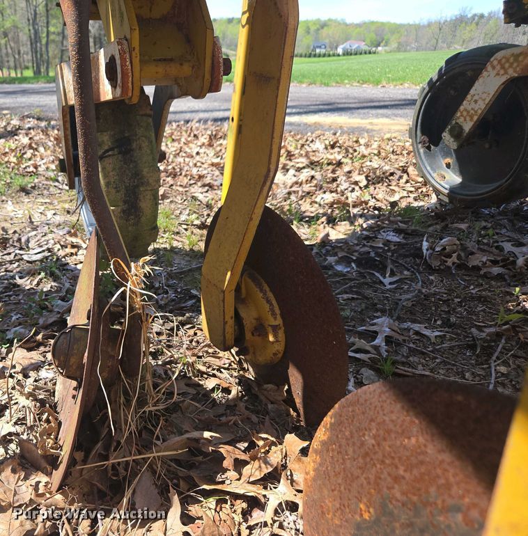image for item DW1923 Buffalo row crop cultivator