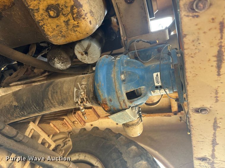 image for item DY2462 Tyler Titan 4300 sprayer