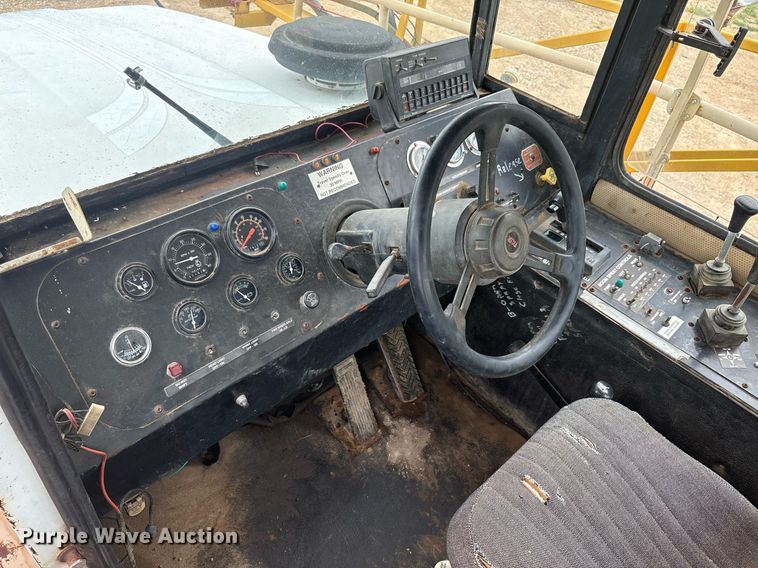 image for item DY2462 Tyler Titan 4300 sprayer