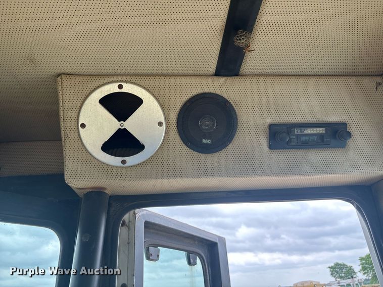 image for item DY2462 Tyler Titan 4300 sprayer