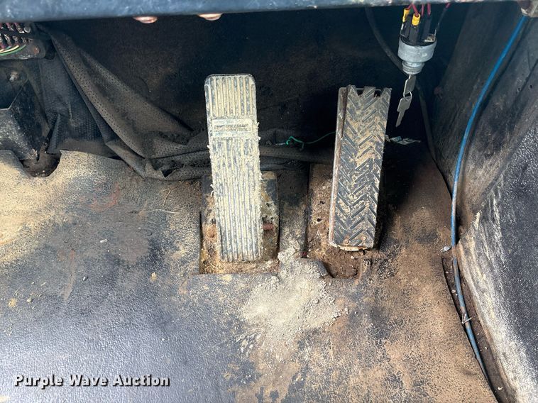 image for item DY2462 Tyler Titan 4300 sprayer