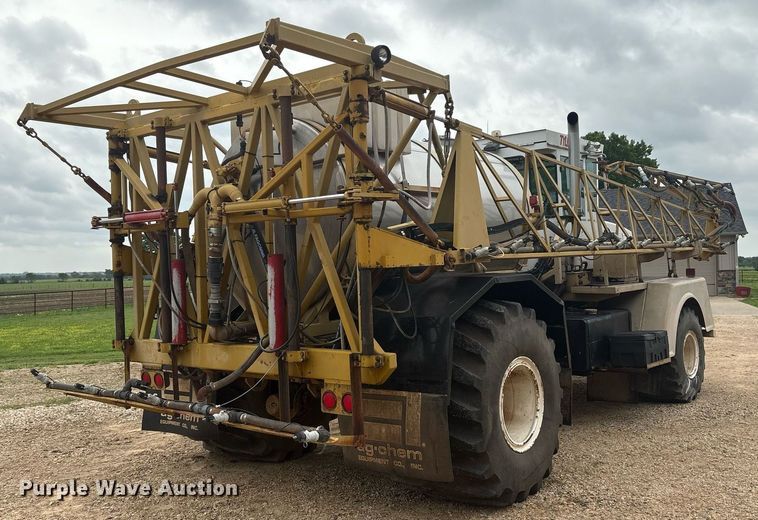 image for item DY2463 Tyler Titan 4330 sprayer