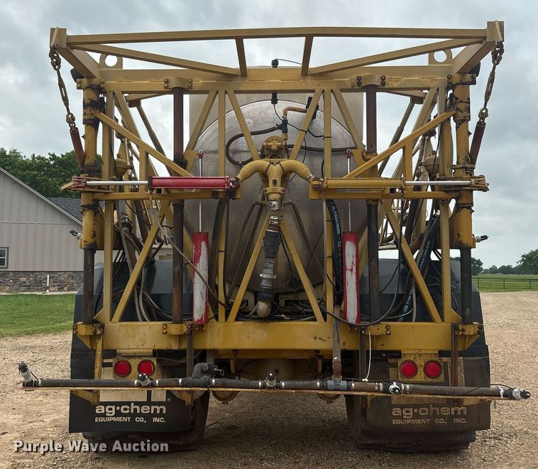 image for item DY2463 Tyler Titan 4330 sprayer