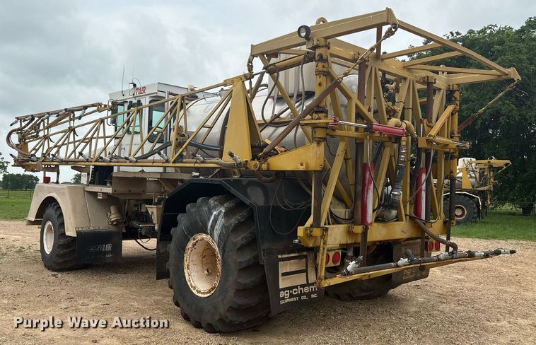 image for item DY2463 Tyler Titan 4330 sprayer