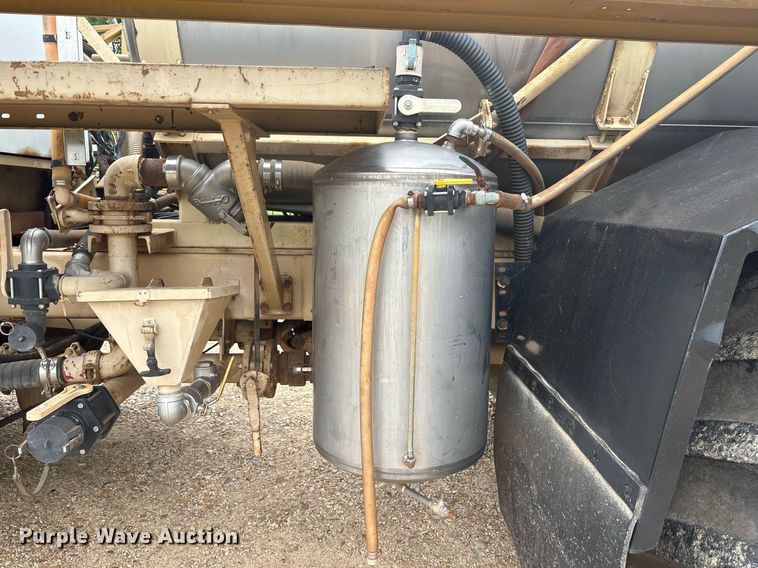 image for item DY2463 Tyler Titan 4330 sprayer