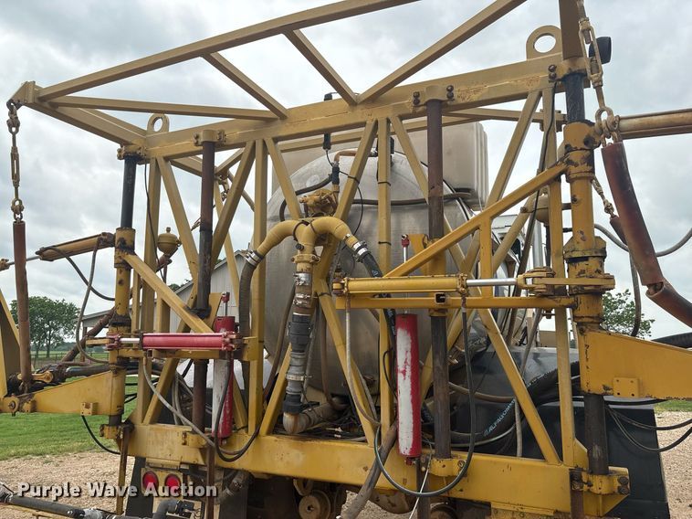 image for item DY2463 Tyler Titan 4330 sprayer