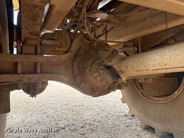 image for item DY2463 Tyler Titan 4330 sprayer