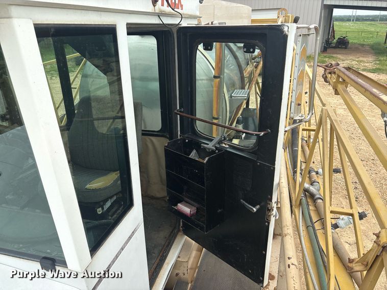 image for item DY2463 Tyler Titan 4330 sprayer