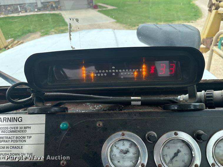 image for item DY2463 Tyler Titan 4330 sprayer