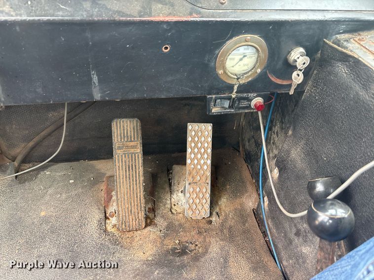 image for item DY2463 Tyler Titan 4330 sprayer