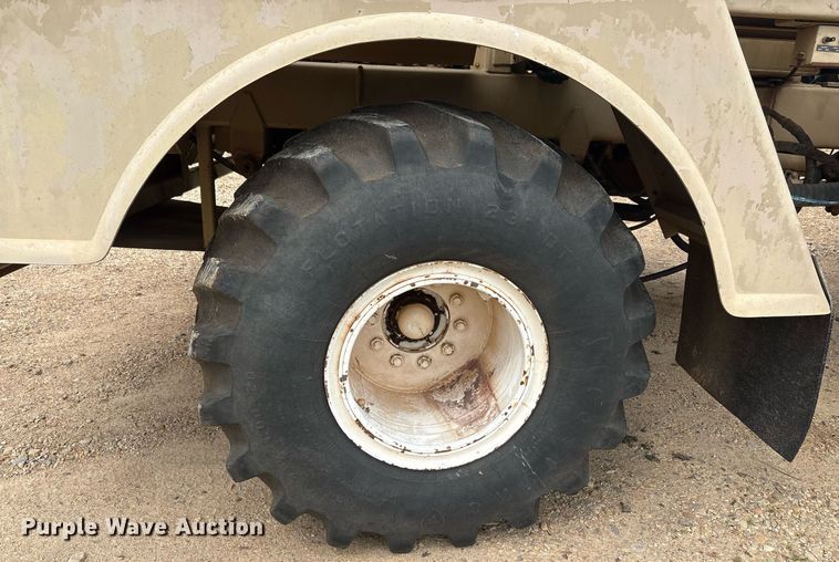 image for item DY2463 Tyler Titan 4330 sprayer