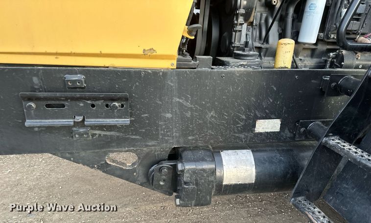 image for item EC2373 1994 Caterpillar  Challenger 85C  tractor