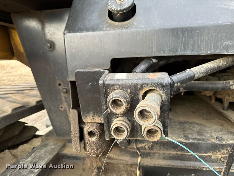 image for item EC2373 1994 Caterpillar  Challenger 85C  tractor