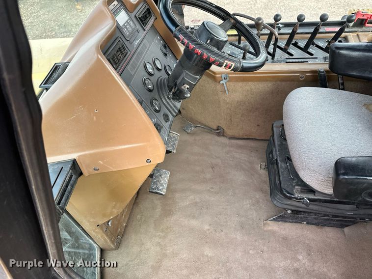 image for item EC2373 1994 Caterpillar  Challenger 85C  tractor