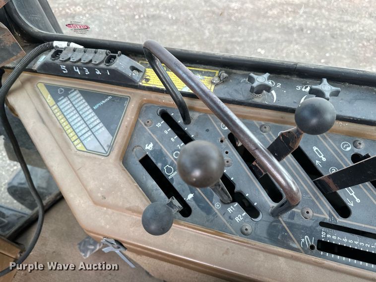 image for item EC2373 1994 Caterpillar  Challenger 85C  tractor