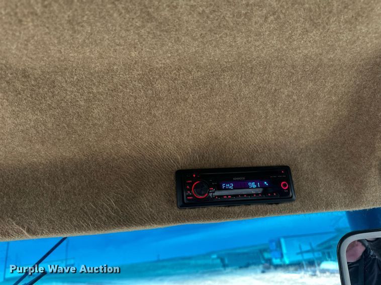 image for item EC2373 1994 Caterpillar  Challenger 85C  tractor