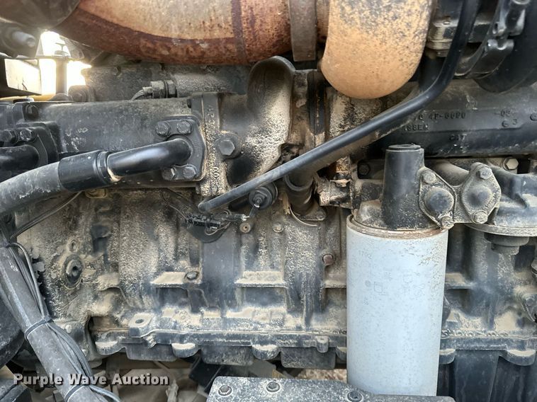 image for item EC2373 1994 Caterpillar  Challenger 85C  tractor