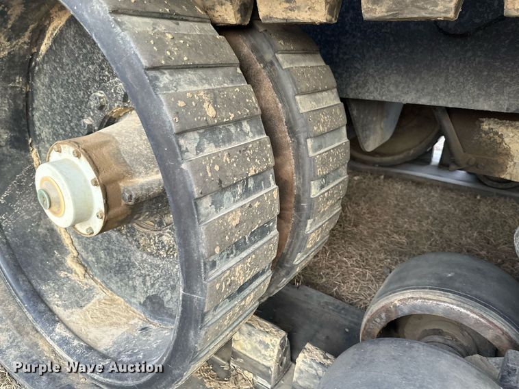 image for item EC2373 1994 Caterpillar  Challenger 85C  tractor