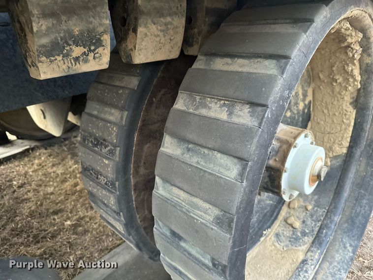 image for item EC2373 1994 Caterpillar  Challenger 85C  tractor