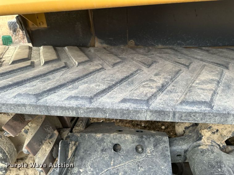 image for item EC2373 1994 Caterpillar  Challenger 85C  tractor