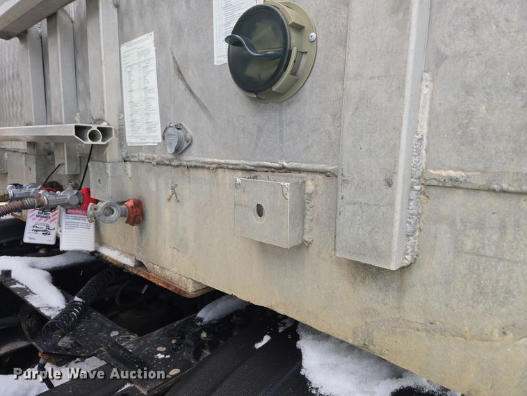 image for item EC3947 1967 Raven flatbed trailer