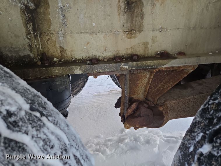 image for item EC3947 1967 Raven flatbed trailer