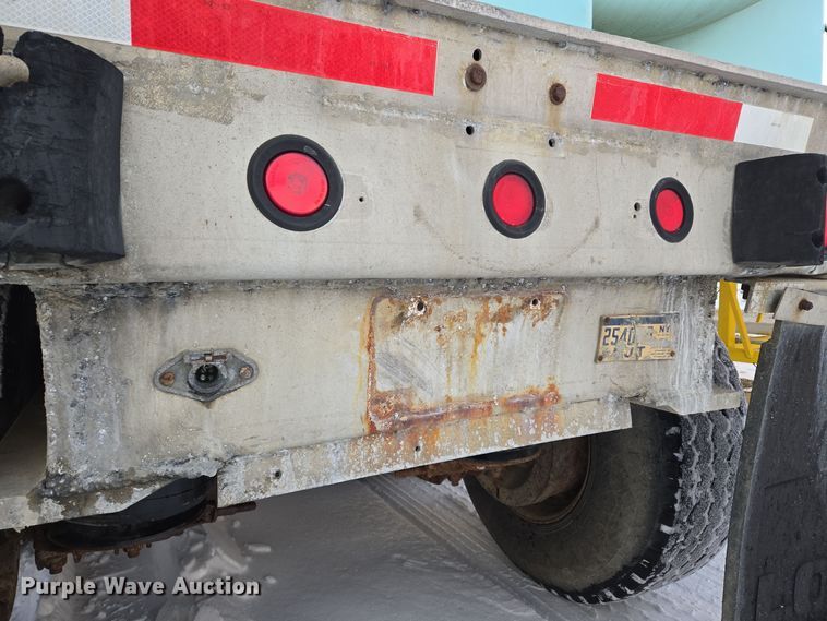 image for item EC3947 1967 Raven flatbed trailer