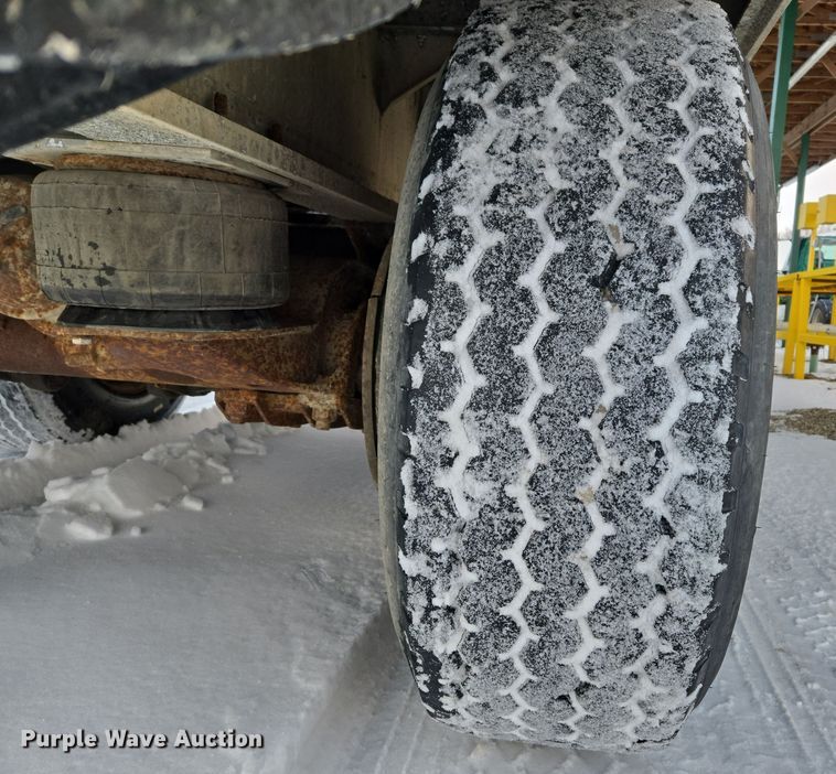 image for item EC3947 1967 Raven flatbed trailer