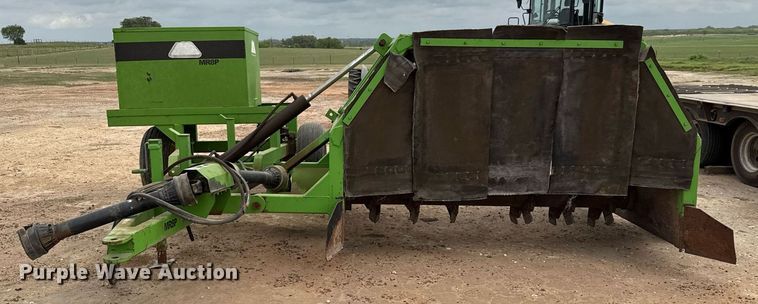 image for item ED5583 FML MR8P compost turner