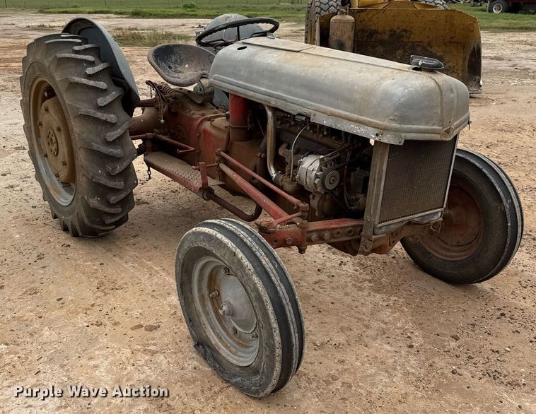 image for item ED5584 Ford 2N tractor