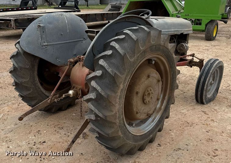 image for item ED5584 Ford 2N tractor
