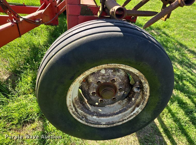 image for item EF2990 McFarlane HDL1050-16 spike tooth harrow