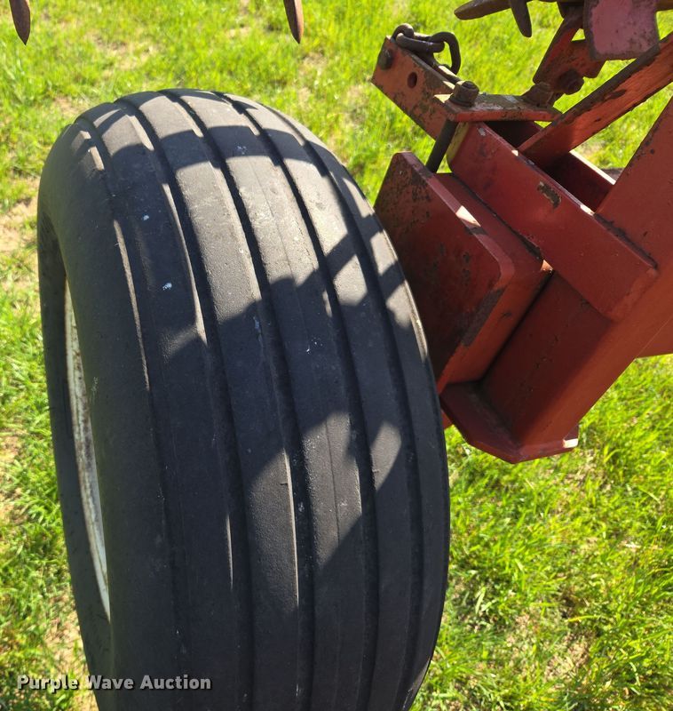 image for item EF2990 McFarlane HDL1050-16 spike tooth harrow