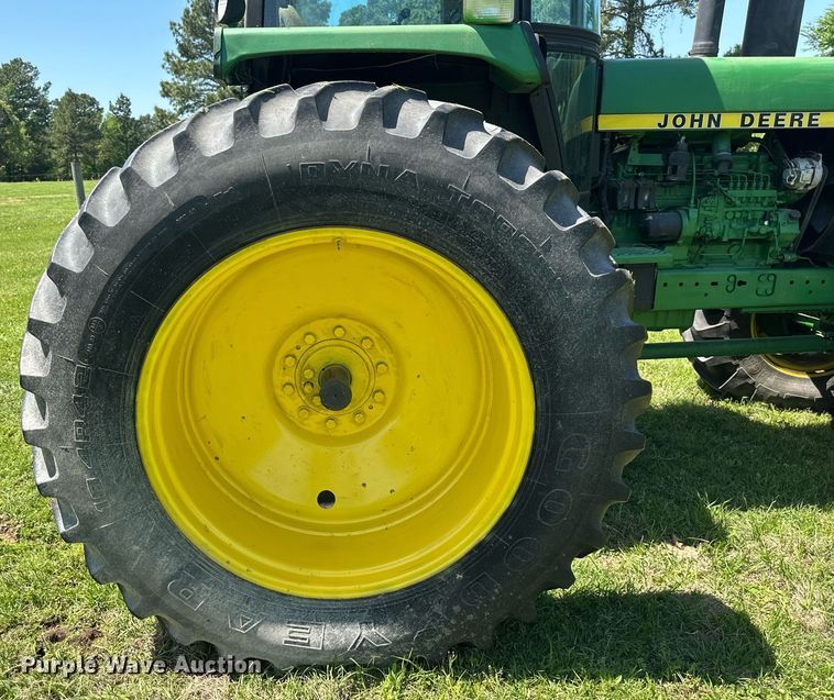 image for item EF2994 1984 John Deere 4850 MFWD tractor