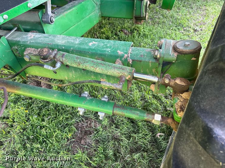 image for item EF2995 1994 John Deere 9600 combine