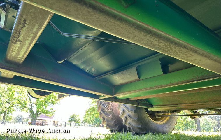 image for item EF2995 1994 John Deere 9600 combine