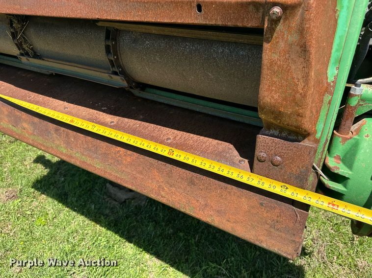 image for item EF2995 1994 John Deere 9600 combine