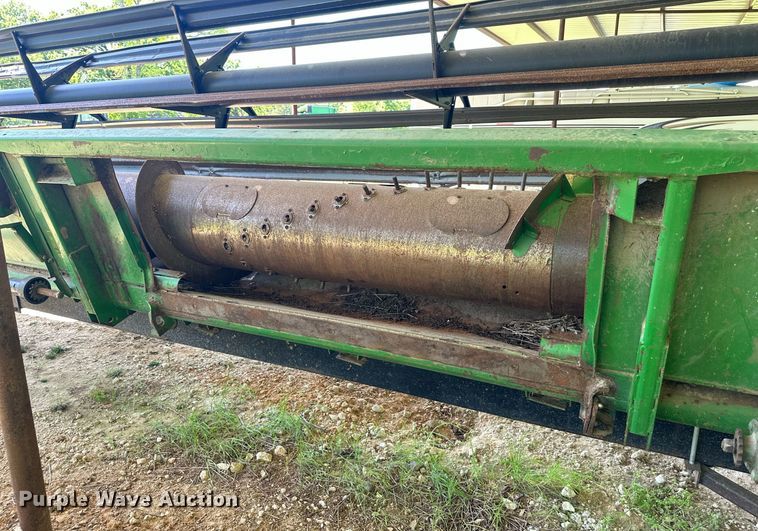 image for item EF2995 1994 John Deere 9600 combine