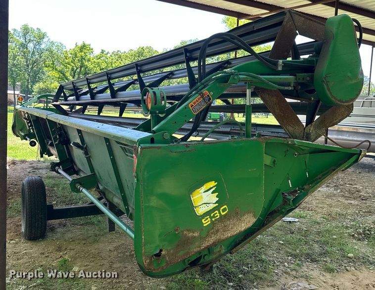 image for item EF2995 1994 John Deere 9600 combine